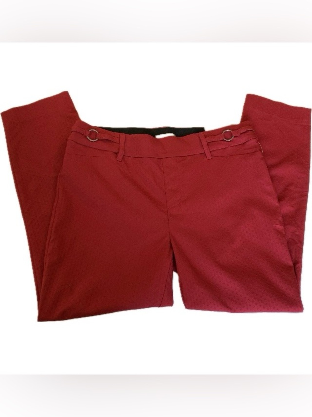 NWT MAURICES Crop Ankle Pants Sz Medium Stretchy Form Fitting
Dark Red